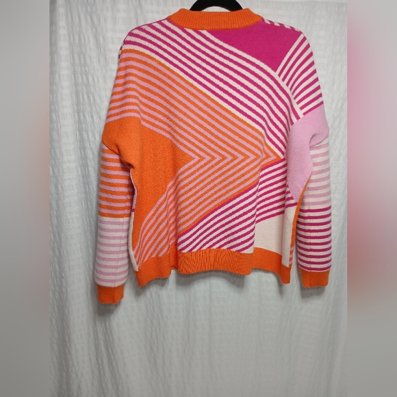 THML Ladies Asymmetrical Stripe Pattern Crew Neck Sweater. Size M - Picture 4 of 10
